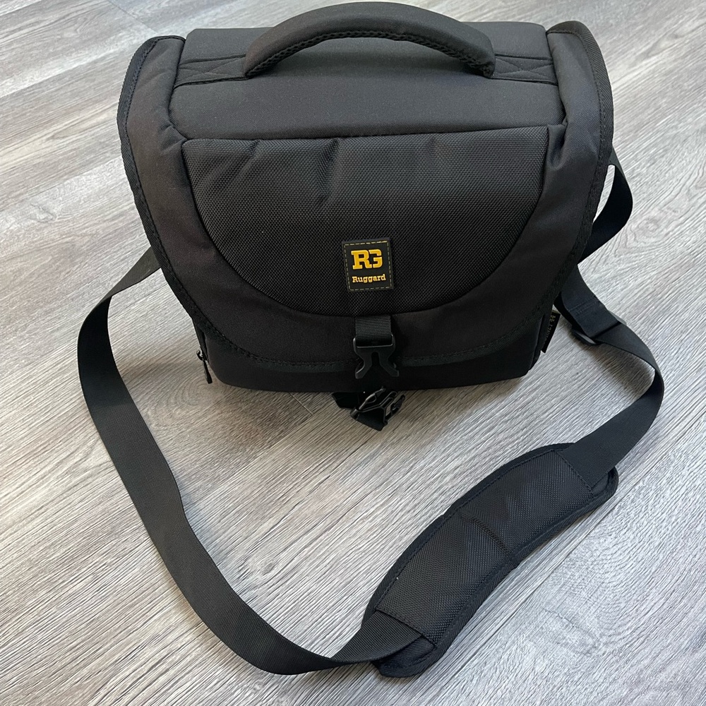 Ruggard Journey 44 DSLR bag